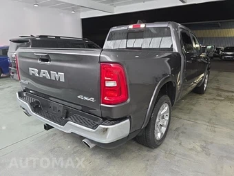 2026 Ram 1500 Big Horn Crew Cab Short Bed - miniatura 4