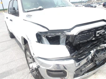 2026 Ram 1500 Big Horn Crew Cab Short Bed - miniatura 18