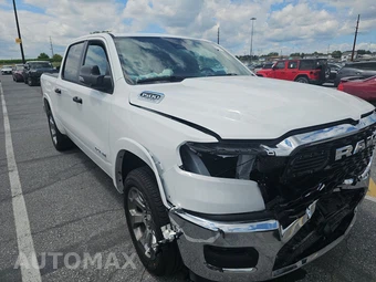 2026 Ram 1500 Big Horn Crew Cab Short Bed - miniatura 3