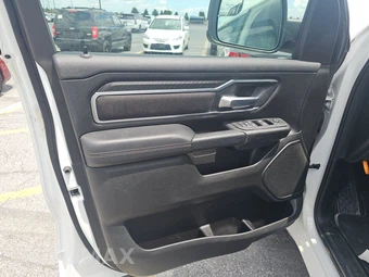 2026 Ram 1500 Big Horn Crew Cab Short Bed - miniatura 9