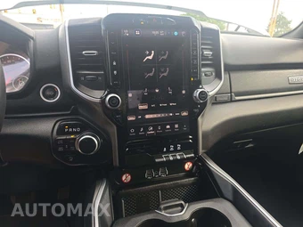 2026 Ram 1500 Big Horn Crew Cab Short Bed - miniatura 10