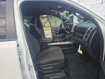 2026 Ram 1500 Big Horn Crew Cab Short Bed - miniatura 18