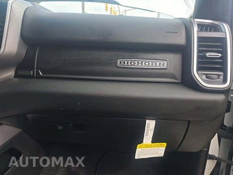 2026 Ram 1500 Big Horn Crew Cab Short Bed - miniatura 19