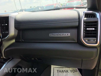 2026 Ram 1500 Laramie Crew Cab Short Bed - miniatura 19