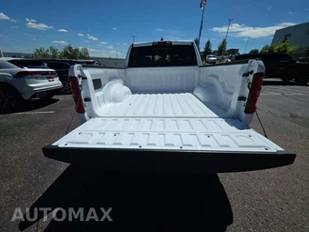 2026 Ram 1500 Laramie Crew Cab Short Bed – miniatura 11
