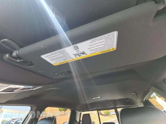 2026 Ram 1500 Laramie Crew Cab Short Bed – miniatura 8