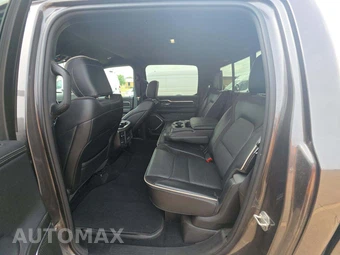 2026 Ram 1500 Laramie Crew Cab Short Bed - miniatura 10