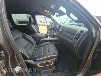 2026 Ram 1500 Laramie Crew Cab Short Bed - miniatura 15
