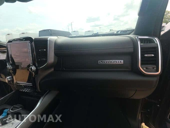 2026 Ram 1500 Laramie Crew Cab Short Bed - miniatura 16