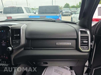 2026 Ram 1500 Laramie Crew Cab Short Bed - miniatura 19