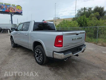2026 Ram 1500 Laramie Crew Cab Short Bed - miniatura 2