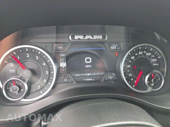 2026 Ram 1500 Laramie Crew Cab Short Bed - miniatura 9