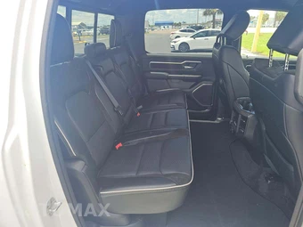 2026 Ram 1500 Laramie Crew Cab Short Bed - miniatura 13