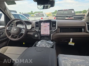 2026 Ram 1500 Laramie Crew Cab Short Bed - miniatura 11