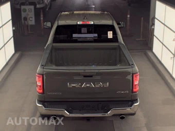 2026 Ram 1500 Laramie Crew Cab Short Bed - miniatura 5