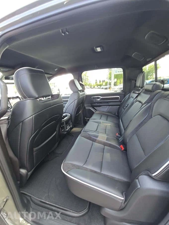 2026 Ram 1500 Laramie Crew Cab Short Bed – miniatura 13