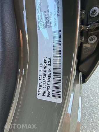 2026 Ram 1500 Laramie Crew Cab Short Bed – miniatura 5
