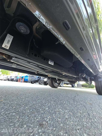 2026 Ram 1500 Laramie Crew Cab Short Bed – miniatura 7