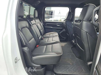 2026 Ram 1500 Laramie Crew Cab Short Bed - miniatura 16