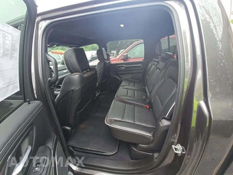 2026 Ram 1500 Laramie Crew Cab Short Bed - miniatura 13
