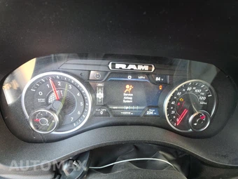 2026 Ram 1500 Laramie Crew Cab Short Bed - miniatura 12