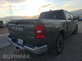 2026 Ram 1500 Laramie Crew Cab Short Bed - miniatura 4