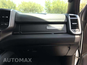 2026 Ram 1500 Laramie Crew Cab Short Bed - miniatura 19