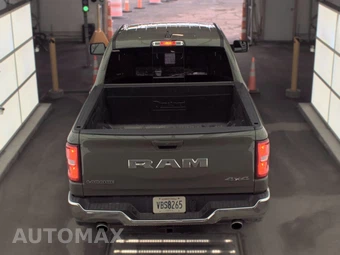 2026 Ram 1500 Laramie Crew Cab Short Bed - miniatura 5
