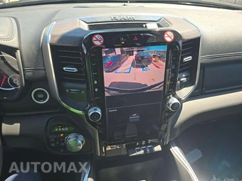 2026 Ram 1500 Laramie Crew Cab Short Bed - miniatura 10
