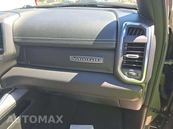 2026 Ram 1500 Laramie Crew Cab Short Bed - miniatura 19