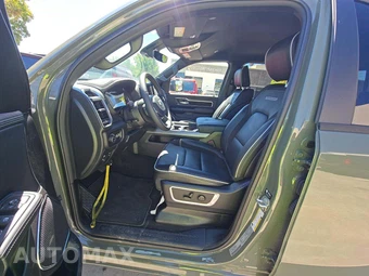 2026 Ram 1500 Laramie Crew Cab Short Bed - miniatura 6