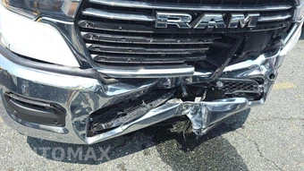 2026 Ram 1500 Laramie Crew Cab Short Bed - miniatura 18