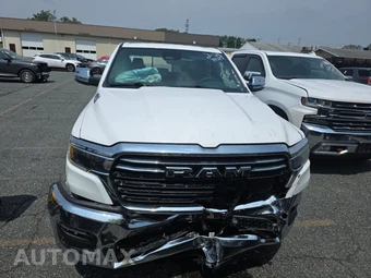 2026 Ram 1500 Laramie Crew Cab Short Bed - miniatura 2
