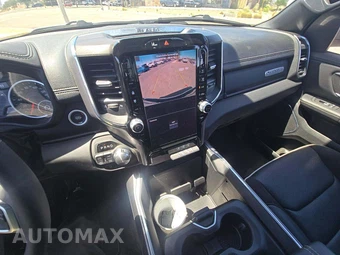 2026 Ram 1500 Laramie Crew Cab Short Bed - miniatura 10