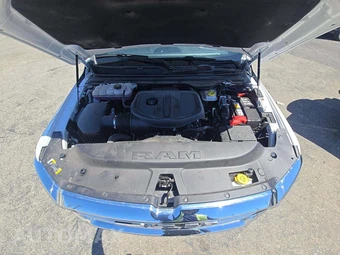 2026 Ram 1500 Laramie Crew Cab Short Bed - miniatura 23