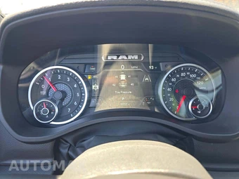 2026 Ram 1500 Laramie Crew Cab Short Bed - miniatura 9