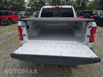 2026 Ram 1500 Laramie Crew Cab Short Bed - miniatura 14