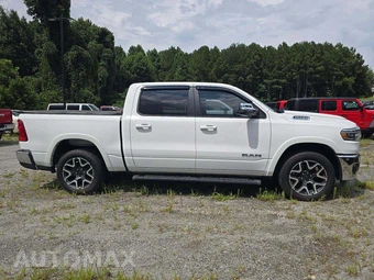 2026 Ram 1500 Laramie Crew Cab Short Bed - miniatura 4
