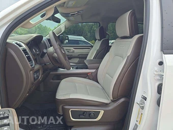 2026 Ram 1500 Laramie Crew Cab Short Bed - miniatura 6