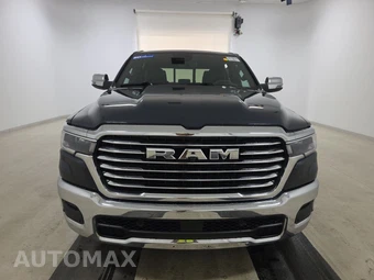 2026 Ram 1500 Laramie Crew Cab Short Bed - miniatura 2