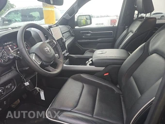 2026 Ram 1500 Laramie Crew Cab Short Bed - miniatura 7