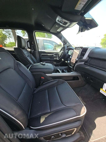 2026 Ram 1500 Laramie Crew Cab Short Bed – miniatura 18