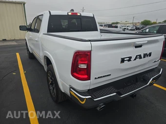 2026 Ram 1500 Laramie Crew Cab Short Bed - miniatura 6