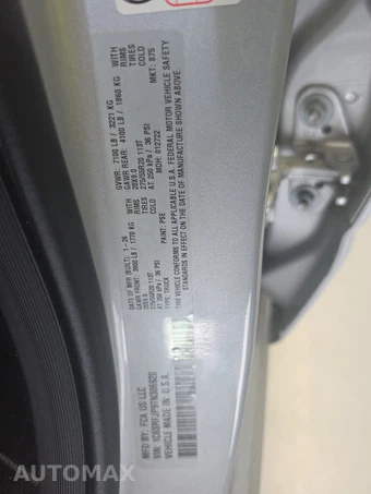 2026 Ram 1500 Laramie Crew Cab Short Bed - miniatura 14