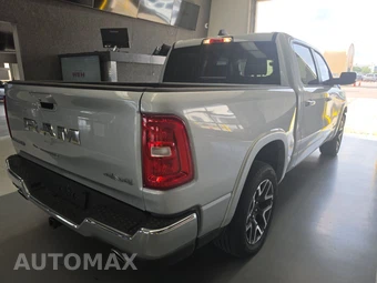 2026 Ram 1500 Laramie Crew Cab Short Bed - miniatura 4