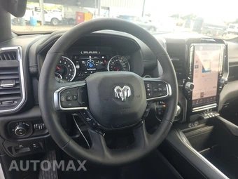 2026 Ram 1500 Laramie Crew Cab Short Bed - miniatura 10