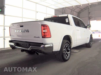 2026 Ram 1500 Laramie Crew Cab Short Bed - miniatura 4