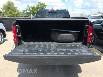 2026 Ram 1500 Laramie Crew Cab Short Bed - miniatura 14
