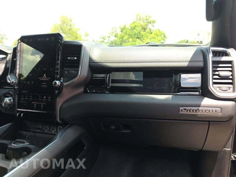 2026 Ram 1500 Laramie Crew Cab Short Bed - miniatura 19