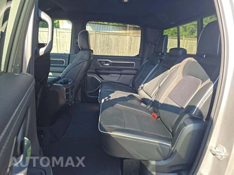 2026 Ram 1500 Laramie Crew Cab Short Bed - miniatura 13
